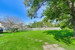 544 Fox Glove Ln, Barrington, IL 60010 - Photo 30