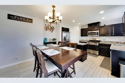 609 Silver Lake Street, Joliet, IL 60431 - Photo 8