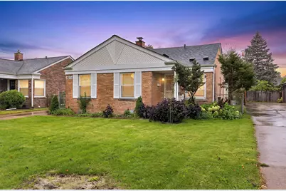 8216 N Caldwell Avenue, Niles, IL 60714 - Photo 2