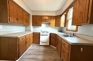 916 Audrey Ave, Joliet, IL 60436 - Photo 8