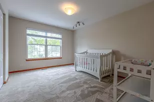 270 W Winding Trail Cir, Round Lake, IL 60073 - Photo 32