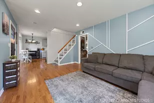 513 Fremont St, West Chicago, IL 60185 - Photo 2