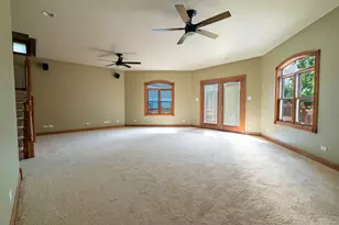 3305 Pheasant Dr, Rolling Meadows, IL 60008 - Photo 8