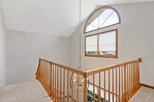 390 Grandview Ave, Glen Ellyn, IL 60137 - Photo 40
