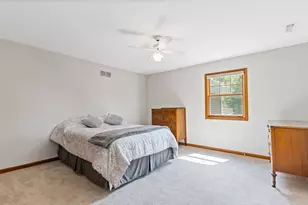 390 Grandview Ave, Glen Ellyn, IL 60137 - Photo 32
