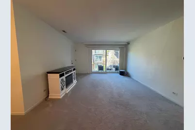 1905 W Golf Road #2A, Mount Prospect, IL 60056 - Photo 4