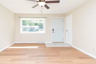 2008 Rexford Dr, Rockford, IL 61109 - Photo 10