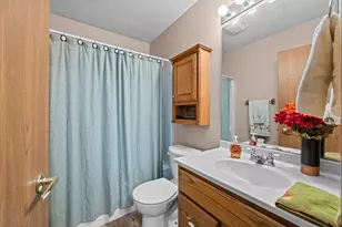 829 Fyre Lake Dr, Sherrard, IL 61281 - Photo 26