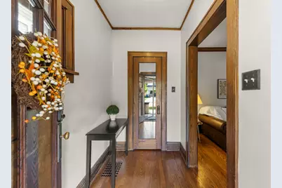 4821 Saratoga Avenue, Downers Grove, IL 60515 - Photo 2