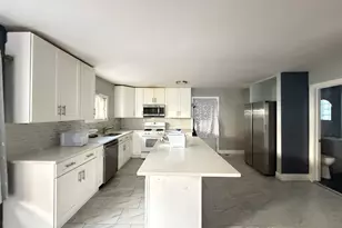 [Address not provided], Chicago, IL 60649 - Photo 8