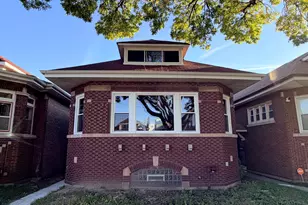 1745 E 85th St, Chicago, IL 60617 - Photo 2