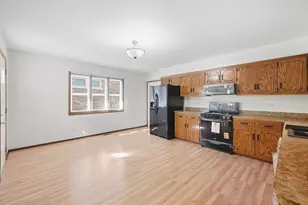 1111 Herbert Breclaw Dr, Calumet City, IL 60409 - Photo 6