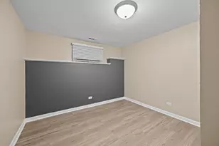 28W700 Barnes Ave, West Chicago, IL 60185 - Photo 24