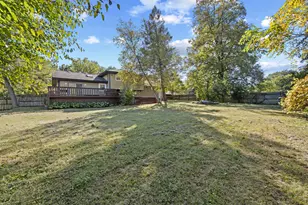 28W700 Barnes Ave, West Chicago, IL 60185 - Photo 30