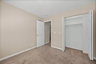 28W700 Barnes Ave, West Chicago, IL 60185 - Photo 18