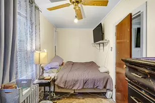 4425 W Carroll Ave, Chicago, IL 60624 - Photo 10