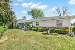 3918 E 550th Rd, Mendota, IL 61342 - Photo 1