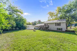 1404 Eastwood Ln, McHenry, IL 60051 - Photo 24