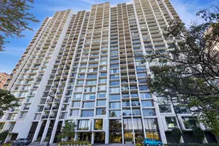3200 N Lake Shore Dr, Chicago, IL 60657 - Photo 2