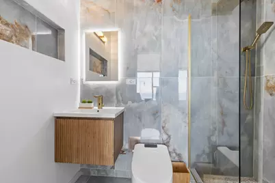 3200 N Lake Shore Drive #2402, Chicago, IL 60657 - Photo 16