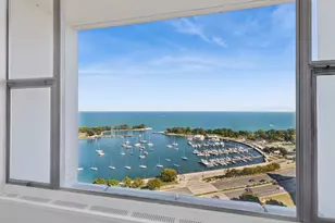 3200 N Lake Shore Dr, Chicago, IL 60657 - Photo 14