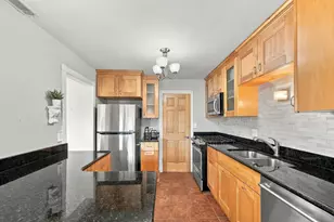 4955 Kimball Hill Dr, Rolling Meadows, IL 60008 - Photo 12