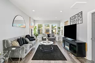 9345 S Harper Ave, Chicago, IL 60619 - Photo 2