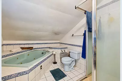 3409 N Betty Drive, Arlington Heights, IL 60004 - Photo 12