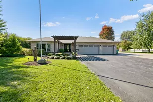 23826 S Schoolhouse Rd, Manhattan, IL 60442 - Photo 1