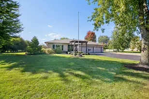 23826 S Schoolhouse Rd, Manhattan, IL 60442 - Photo 4