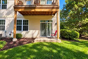 1216 N Brookdale Dr, Carpentersville, IL 60110 - Photo 20