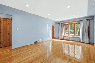 13516 S Ave L St, Chicago, IL 60633 - Photo 4