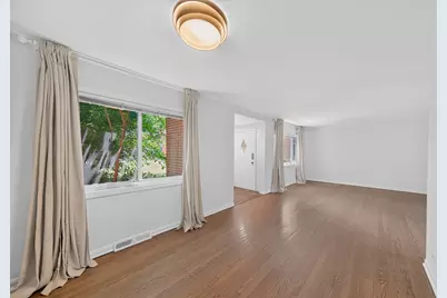 215 Dodge Avenue #F, Evanston, IL 60202 - Photo 8