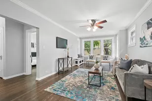 3701 W Cullom Ave, Chicago, IL 60618 - Photo 4