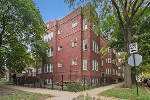 3701 W Cullom Ave, Chicago, IL 60618 - Photo 1