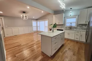 9347 S Wallace St, Chicago, IL 60620 - Photo 4