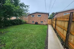 9347 S Wallace St, Chicago, IL 60620 - Photo 20