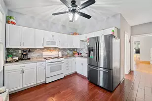 2829 N Melvina Ave, Chicago, IL 60634 - Photo 6