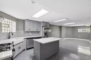 8210 S Marshfield Ave, Chicago, IL 60620 - Photo 22