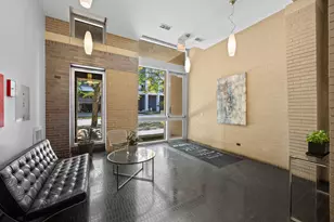 5430 N Sheridan Rd, Chicago, IL 60640 - Photo 2