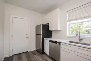 721 Reba Pl, Evanston, IL 60202 - Photo 4