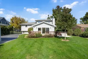 217 Holly Ave, Darien, IL 60561 - Photo 28