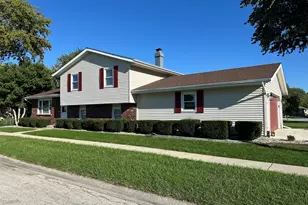 1224 Quail Dr, Bradley, IL 60915 - Photo 2