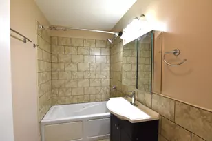 210 E Myrick Ave, Addison, IL 60101 - Photo 32
