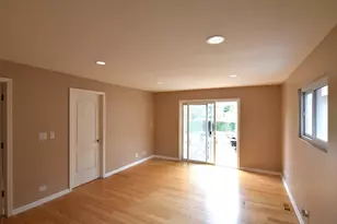 210 E Myrick Ave, Addison, IL 60101 - Photo 28