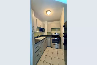 21 W Goethe Street #7C, Chicago, IL 60610 - Photo 2
