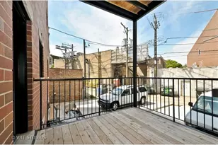 3356 N Marshfield Ave, Chicago, IL 60657 - Photo 16