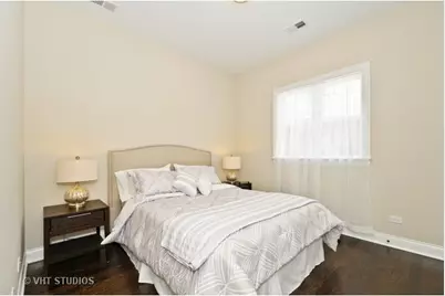 3356 N Marshfield Avenue #2, Chicago, IL 60657 - Photo 12