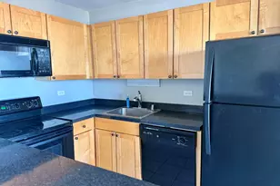 655 W Irving Park Rd, Chicago, IL 60613 - Photo 8