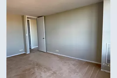 655 W Irving Park Road #2012, Chicago, IL 60613 - Photo 16